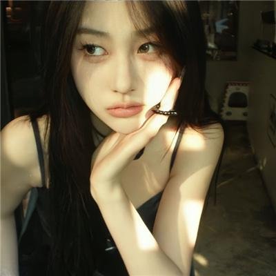 尼克·克罗尔：小小大男孩